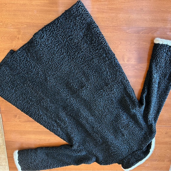 Exquisite Persian Lamb/Mink trim Coat 1950s - Picture 9 of 11